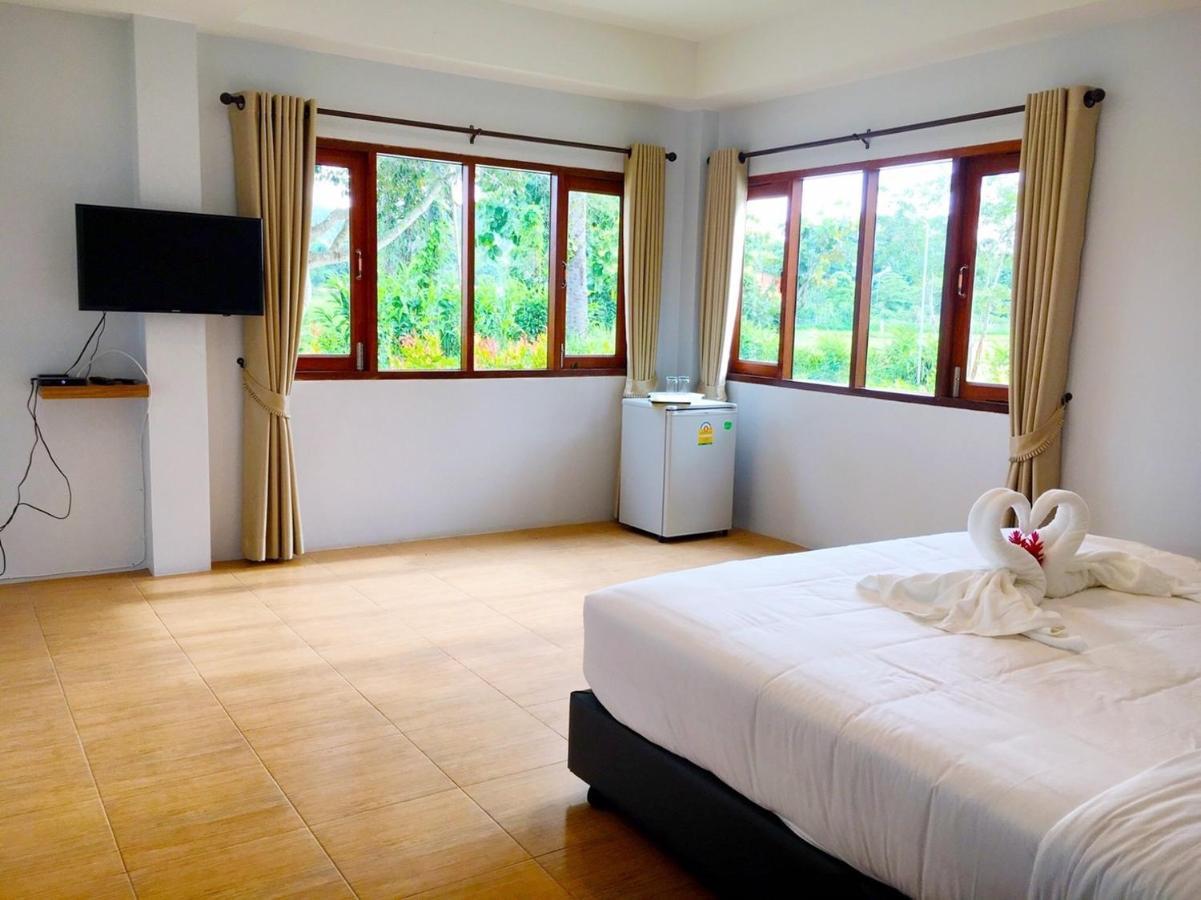 Oon Valley Farm Stay สันกำแพง ภายนอก รูปภาพ