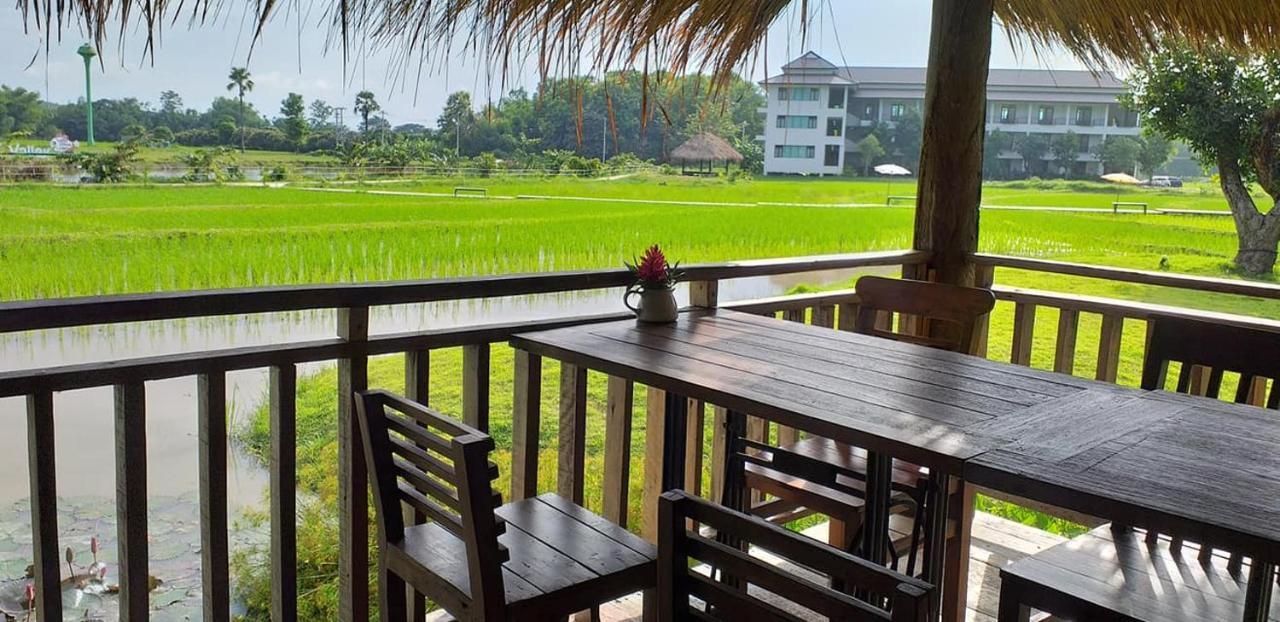 Oon Valley Farm Stay สันกำแพง ภายนอก รูปภาพ
