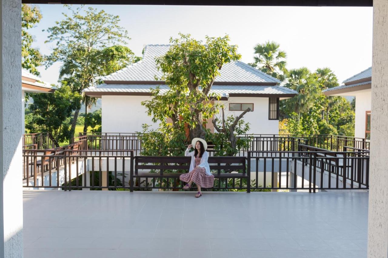 Oon Valley Farm Stay สันกำแพง ภายนอก รูปภาพ